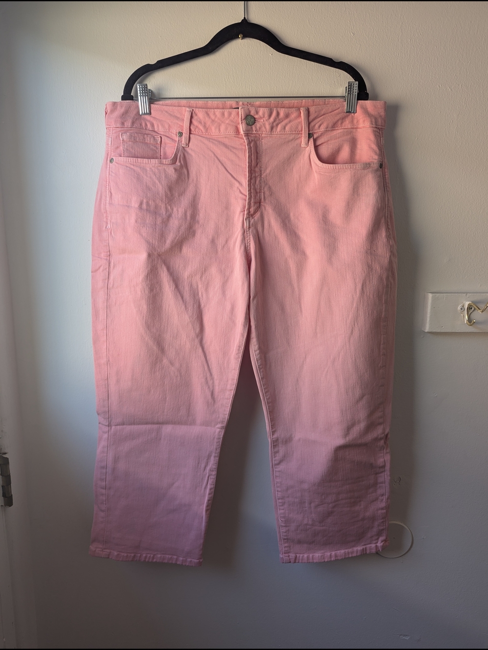 NYDJ Pink Marilyn Crop Straight-Leg Jeans Size 16W